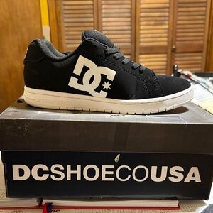 DC Black and White Casual Sneakers